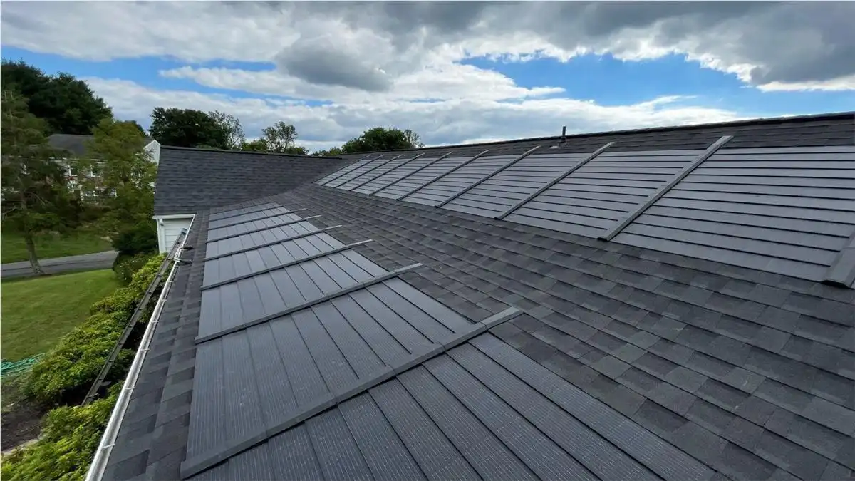 Solar Shingles Image